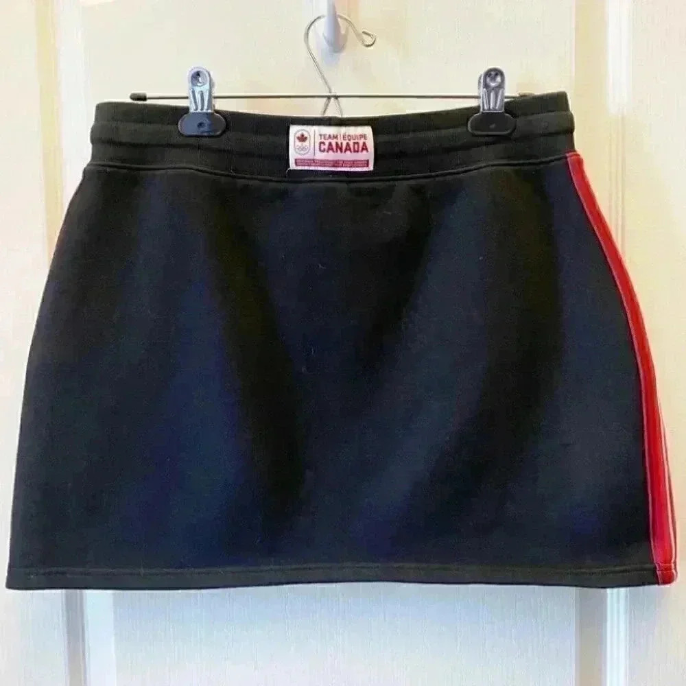 HBC Mini Skirt Fleece Team Canada Olympic Apparel Black Red Side Stripes Medium - Picture 4 of 14